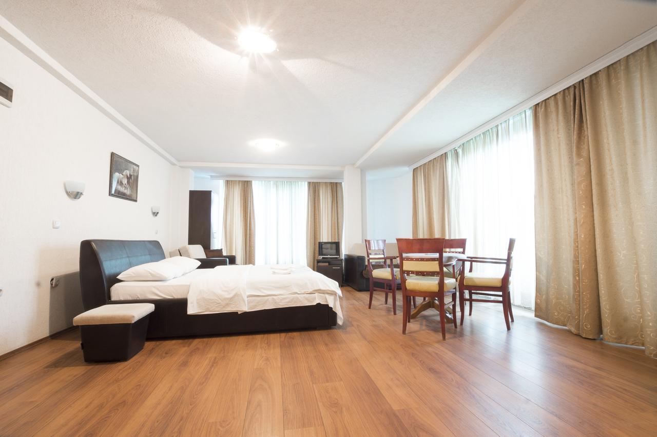 Hotel Filipov Kočani Exteriér fotografie